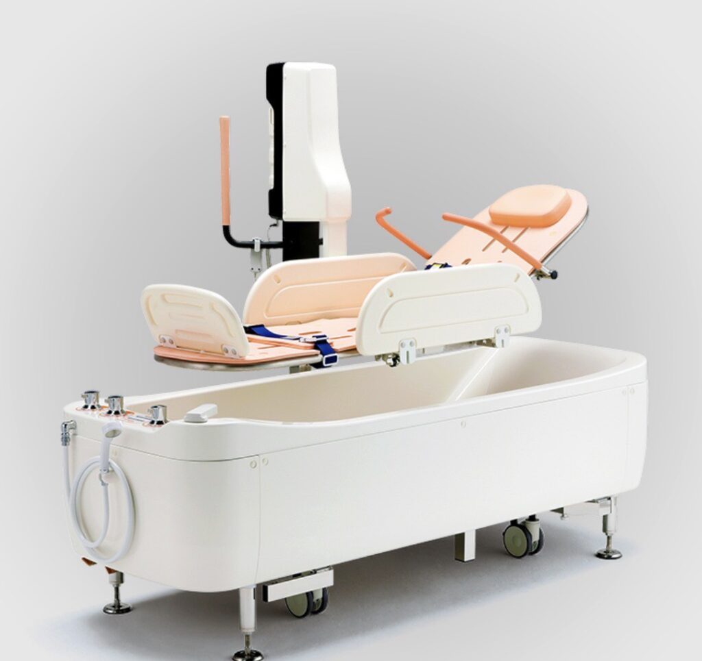 スタッフの負担を軽減する最新の入浴設備